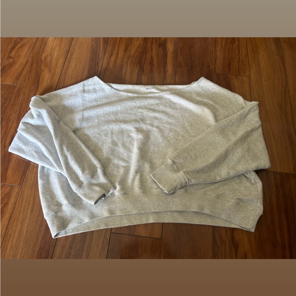 Hollister Light Gray Women's Sweatshirt